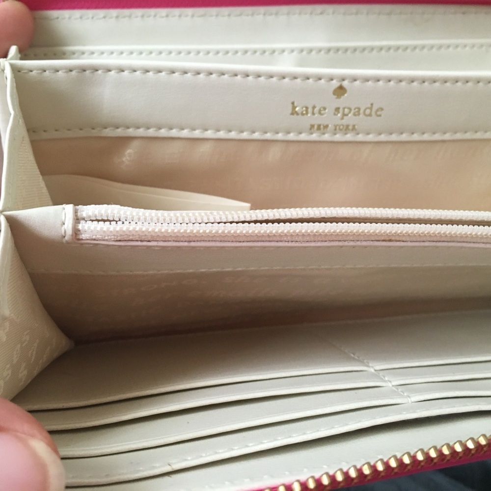 Kate Spade Pink and Cream Wallet with Structured Design - Picture 4 of 6